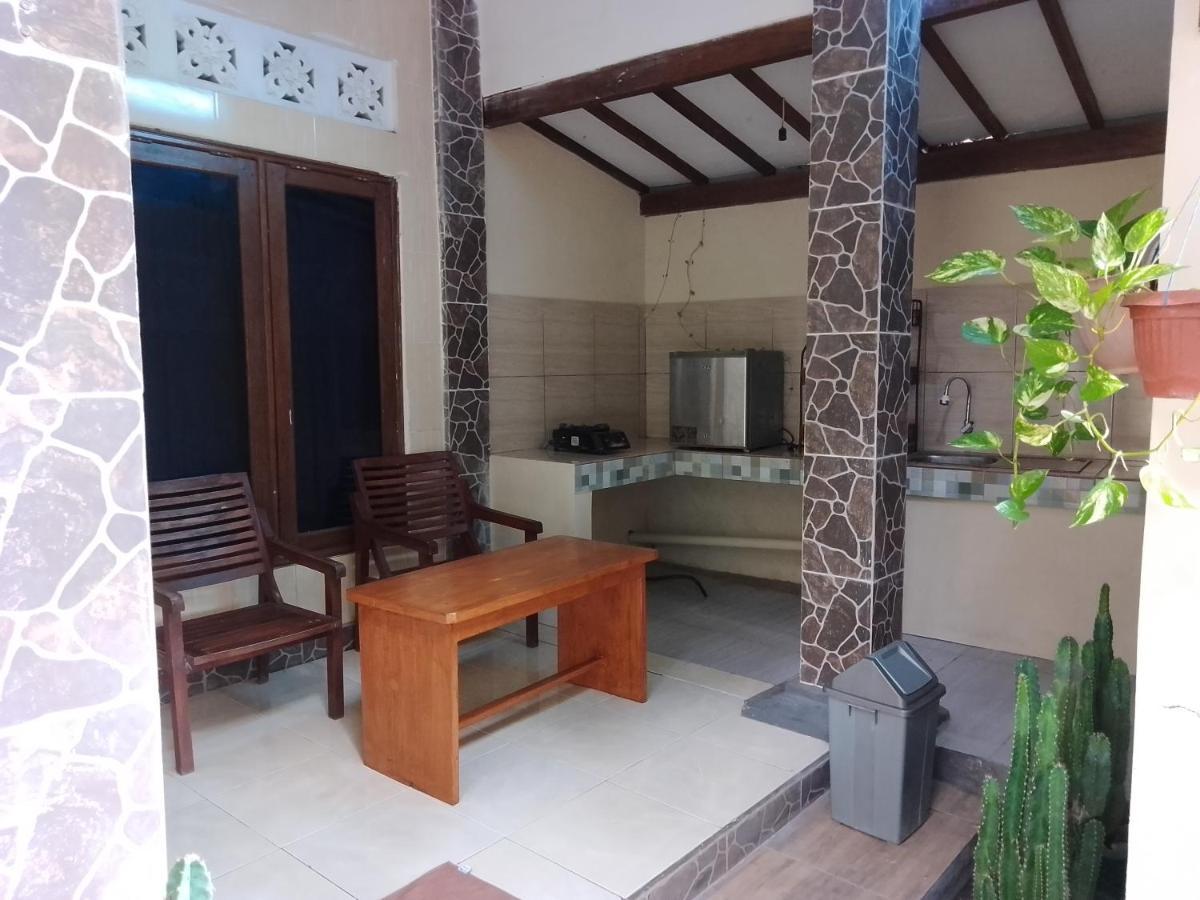 Mangga Homestay Gili Air Exterior foto