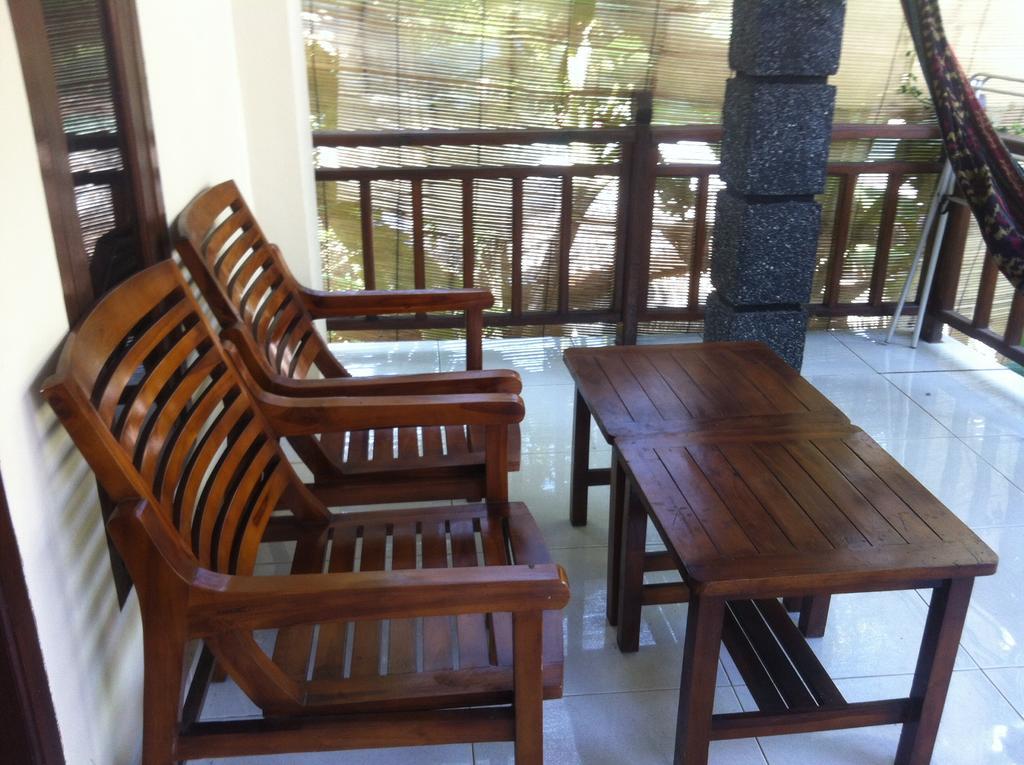 Mangga Homestay Gili Air Exterior foto